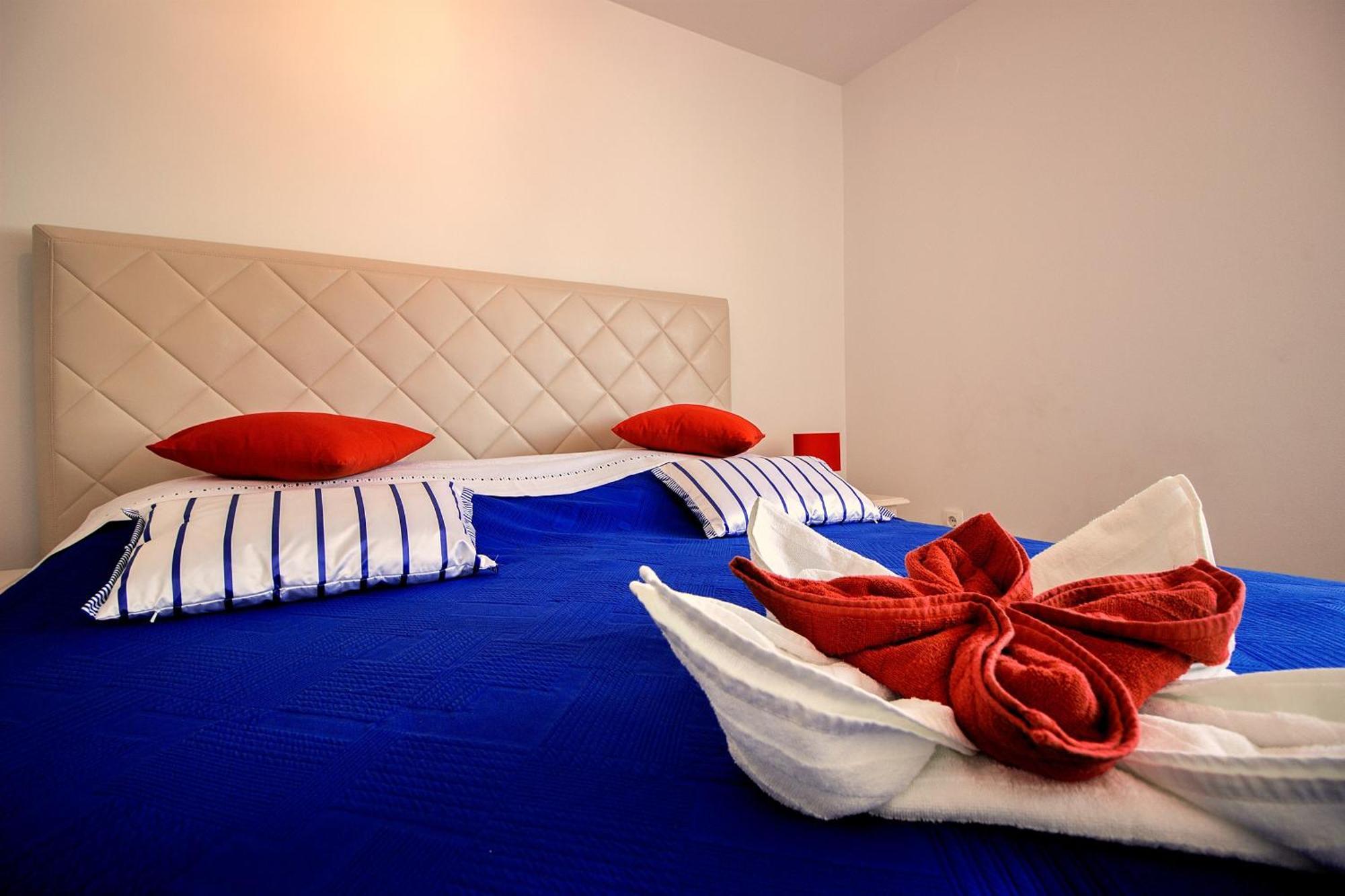 Sandy Beach Apartments Duce Room photo