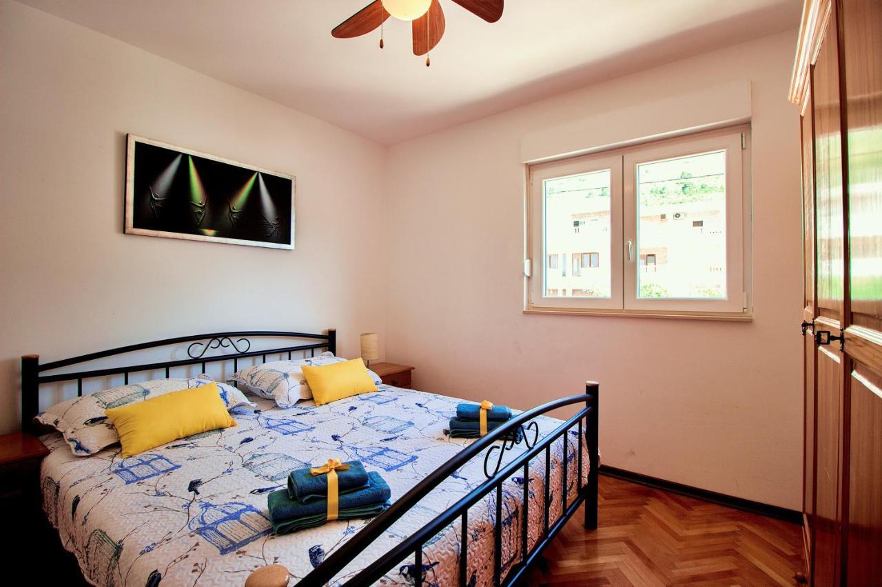 Sandy Beach Apartments Duce Exterior photo